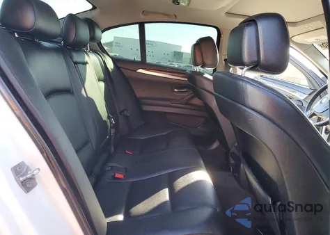 2012 BMW 535 Xi z USA, uszkodzony, nr VIN WBAFU7C59CDU62825